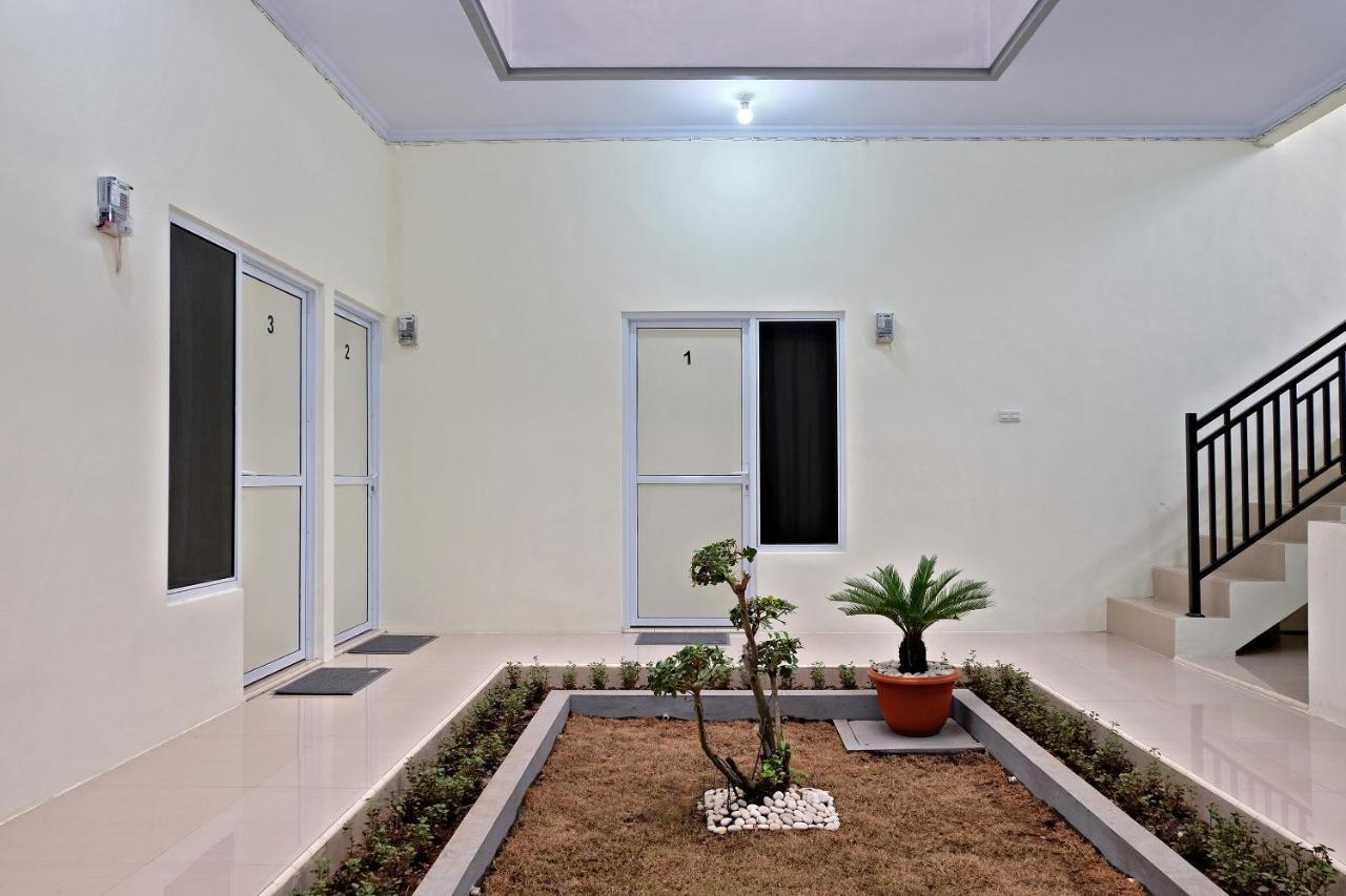 Homestay Danesti Syariah Near Bandara Sultan Hasanuddin ماكاسار المظهر الخارجي الصورة